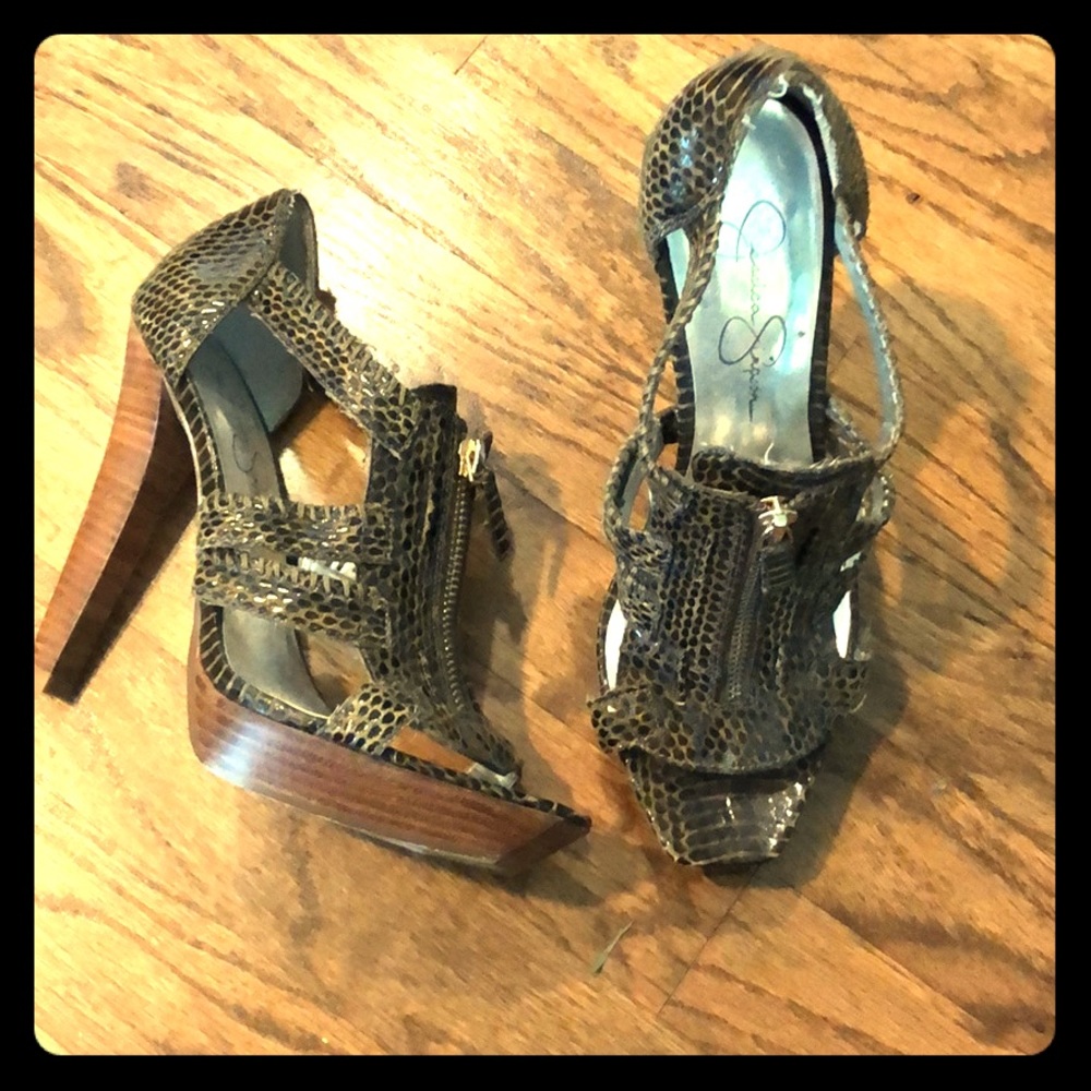 Jessica Simpson heels